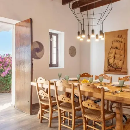 Can Parella Villa Santa Eularia des Riu